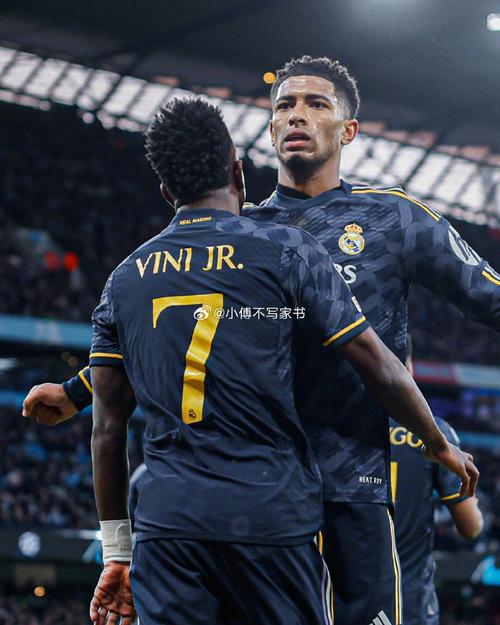 Milan đấu Với Lazio